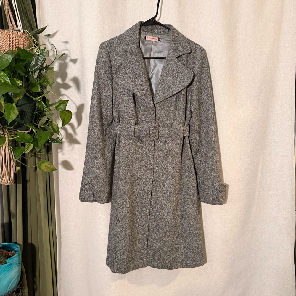 The Impeccable Pig Gray Wool-Blend Tailored Coat w/ Belt – M